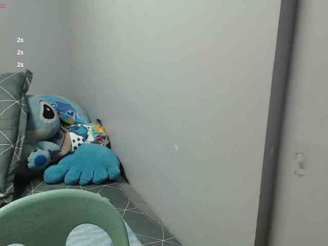 BubbleButtPinay webcam
