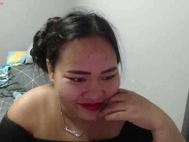 BubbleButtPinay webcam