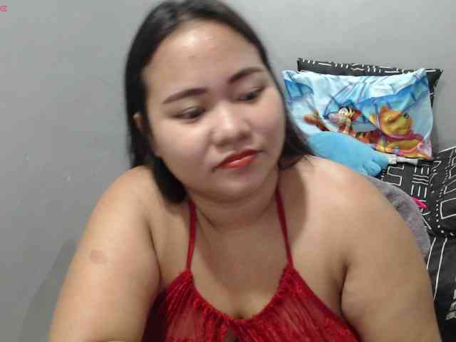 BubbleButtPinay webcam