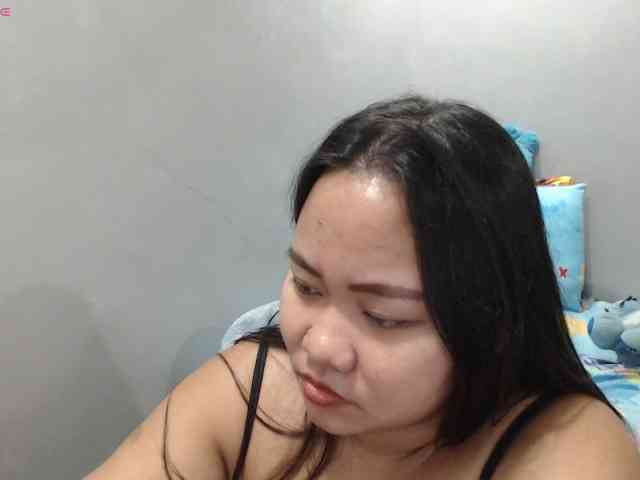 BubbleButtPinay webcam