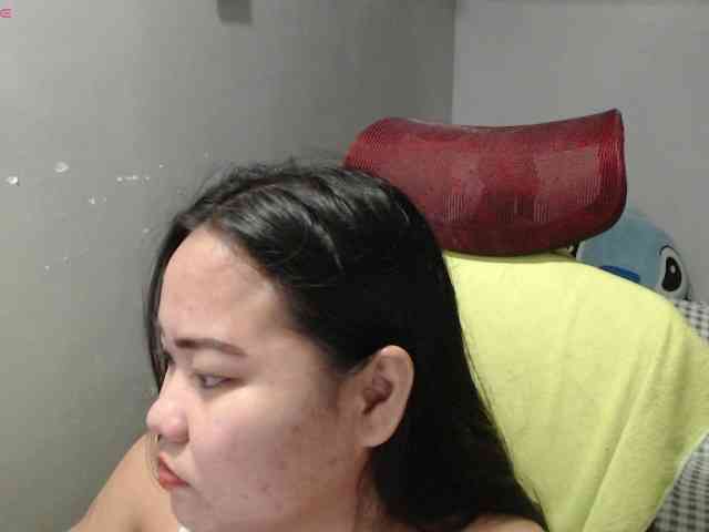 BubbleButtPinay webcam