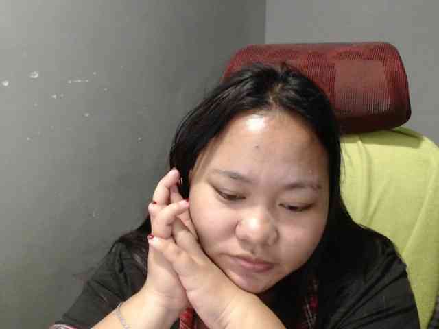 BubbleButtPinay webcam