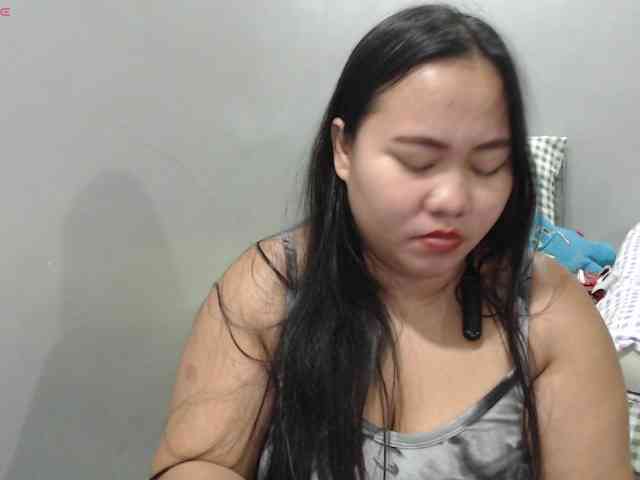 BubbleButtPinay webcam