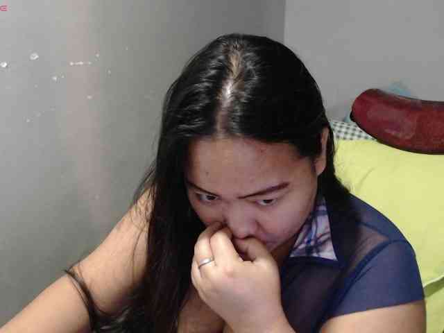 BubbleButtPinay webcam