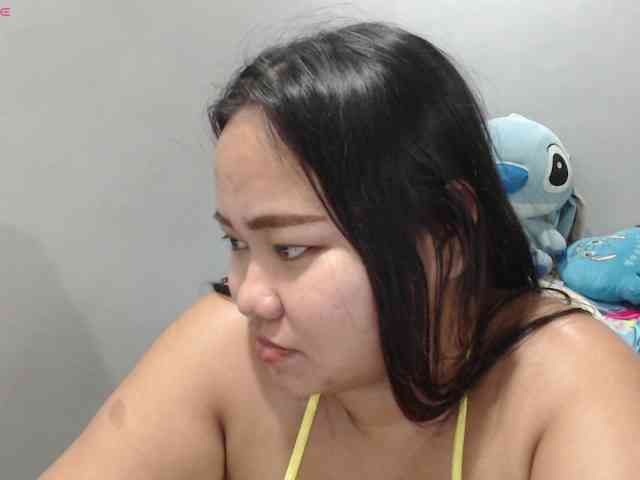 BubbleButtPinay webcam