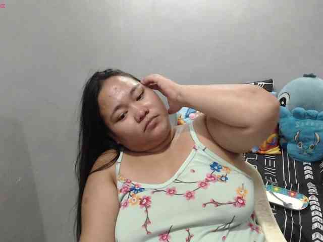 BubbleButtPinay webcam