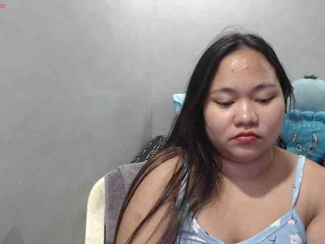 BubbleButtPinay webcam