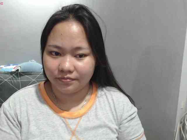 BubbleButtPinay webcam