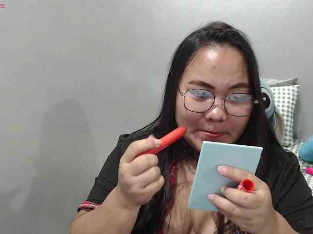 BubbleButtPinay webcam