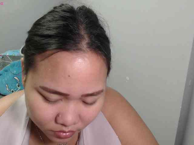 BubbleButtPinay webcam
