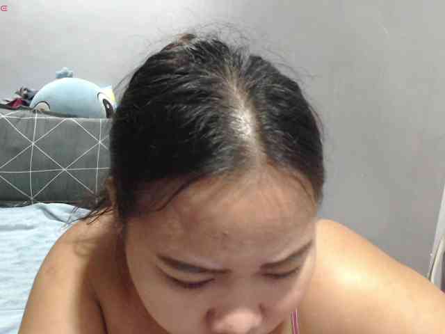 BubbleButtPinay webcam