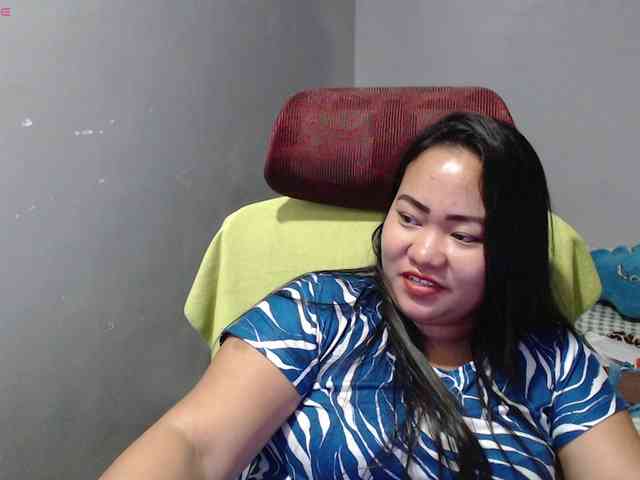 BubbleButtPinay webcam