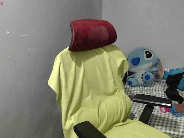 BubbleButtPinay webcam