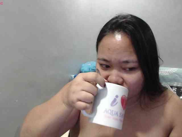 BubbleButtPinay webcam