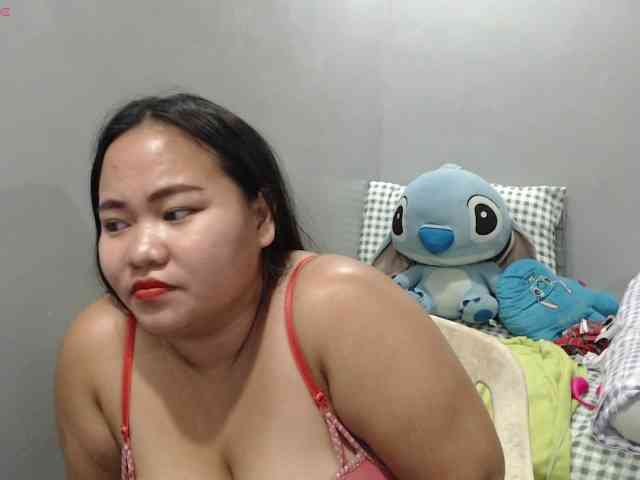 BubbleButtPinay webcam