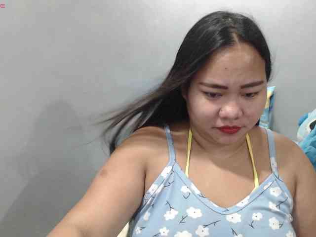 BubbleButtPinay webcam