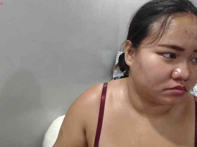 BubbleButtPinay webcam
