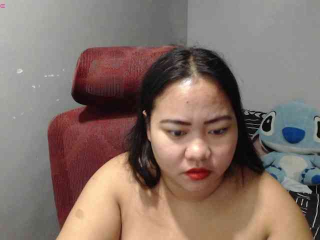 BubbleButtPinay webcam