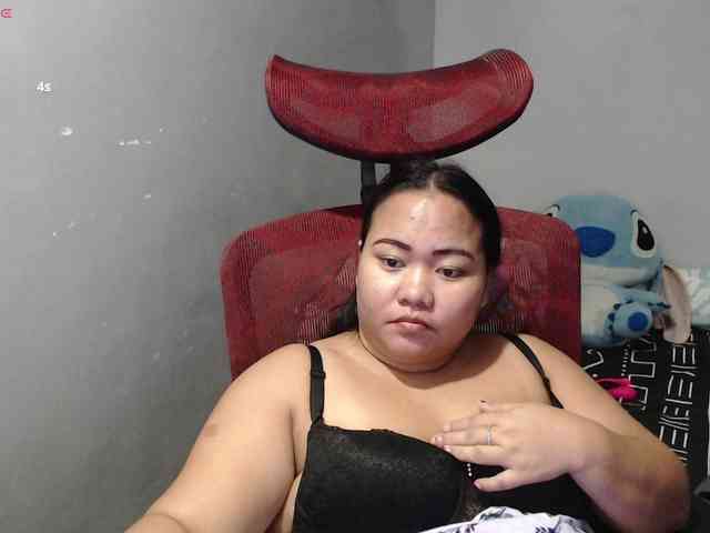 BubbleButtPinay webcam