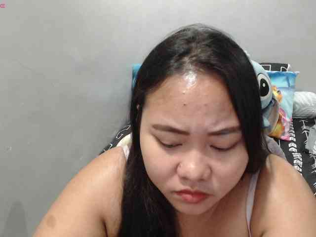 BubbleButtPinay webcam