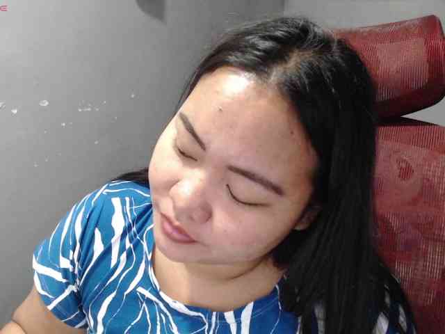 BubbleButtPinay webcam