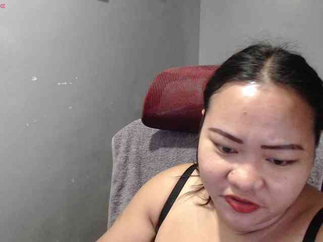 BubbleButtPinay webcam