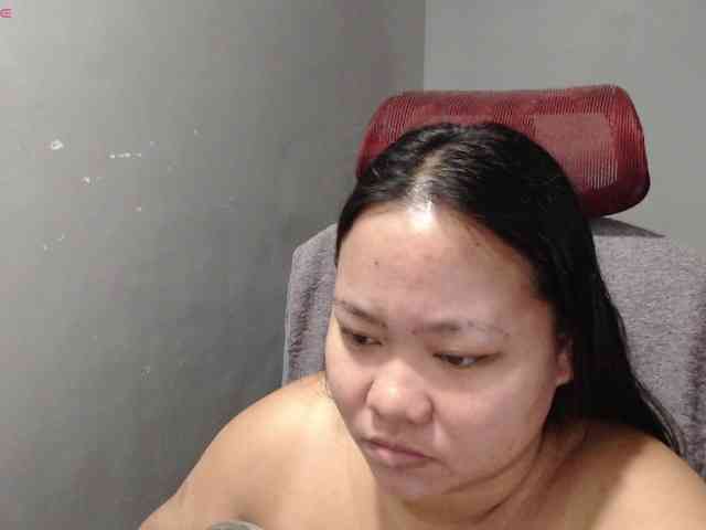 BubbleButtPinay webcam