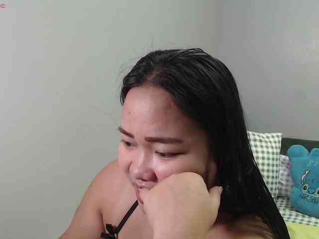 BubbleButtPinay webcam