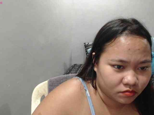 BubbleButtPinay webcam