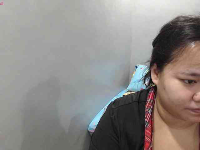 BubbleButtPinay webcam