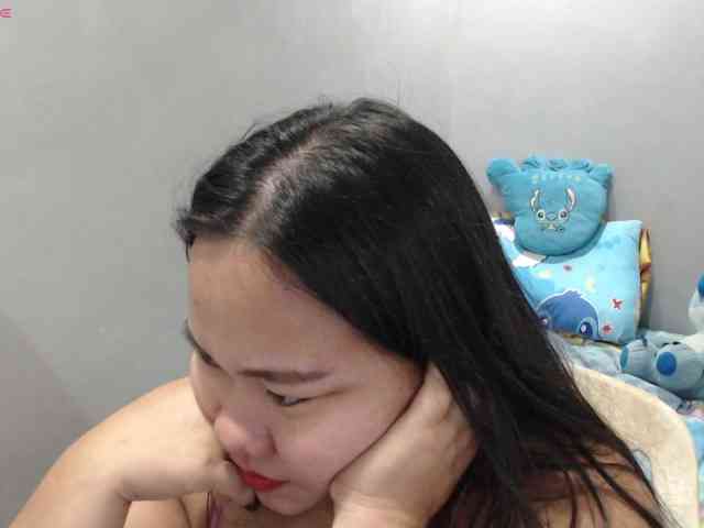 BubbleButtPinay webcam