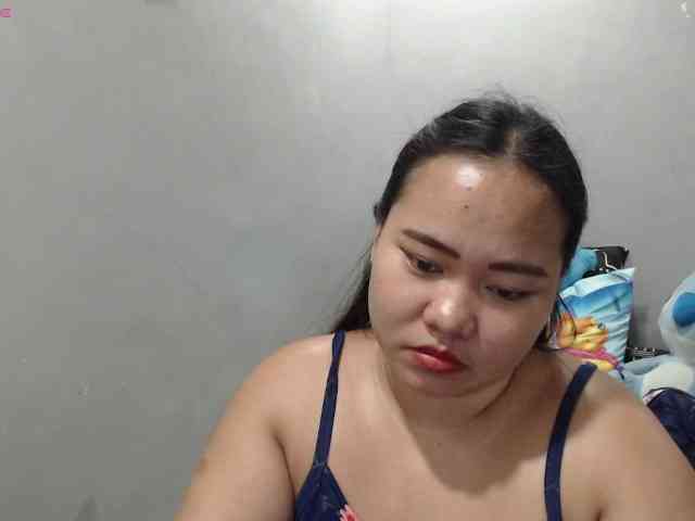 BubbleButtPinay webcam