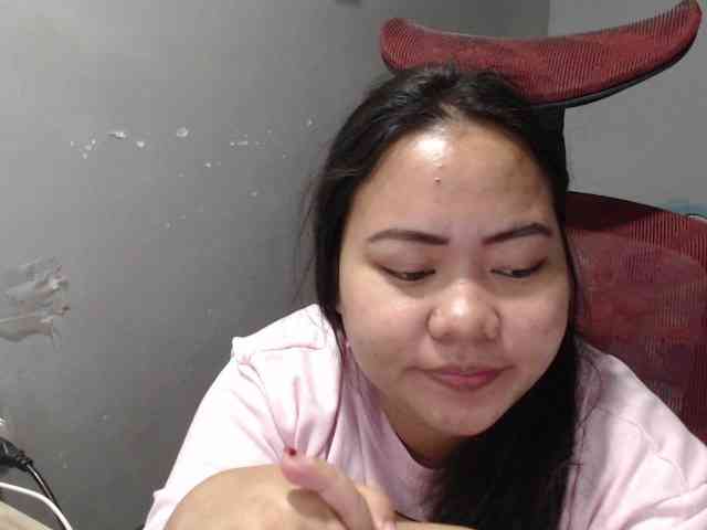 BubbleButtPinay webcam