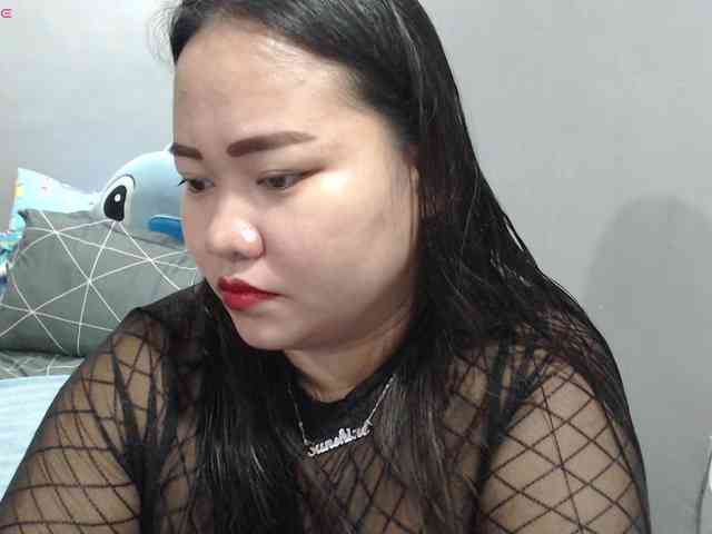 BubbleButtPinay webcam