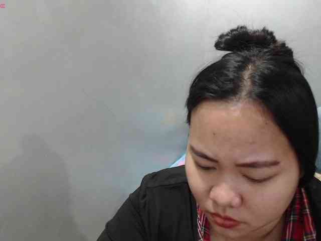 BubbleButtPinay webcam