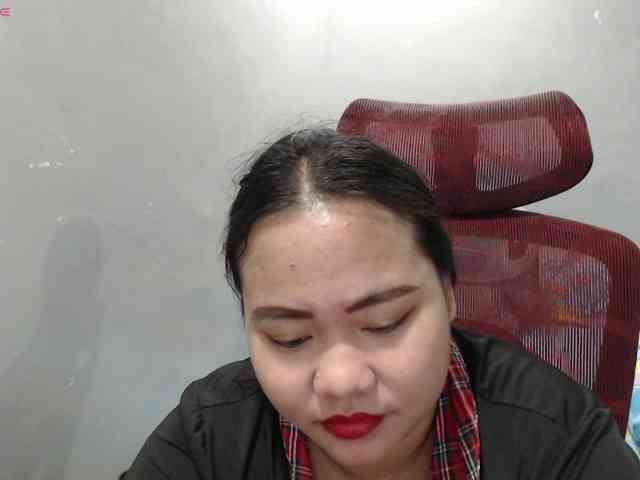 BubbleButtPinay webcam