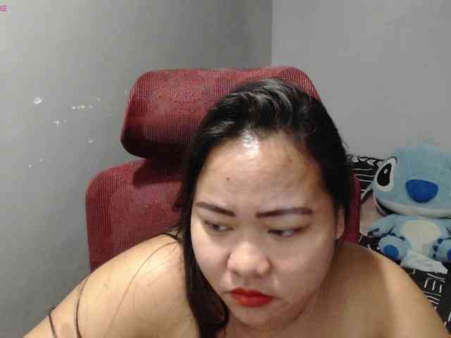 BubbleButtPinay webcam