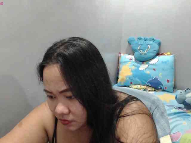 BubbleButtPinay webcam