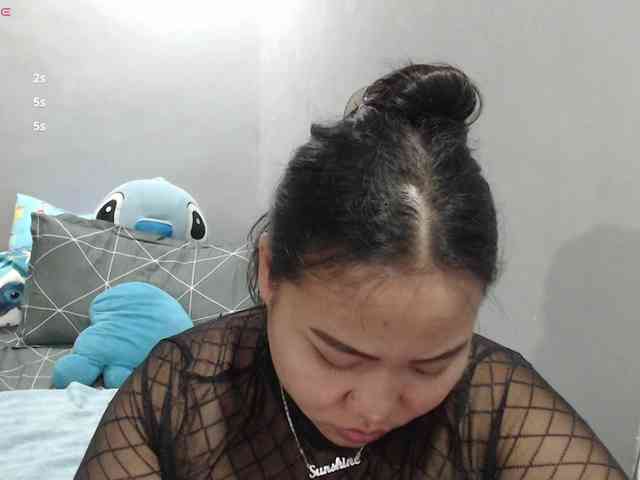 BubbleButtPinay webcam