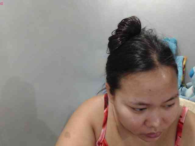 BubbleButtPinay webcam