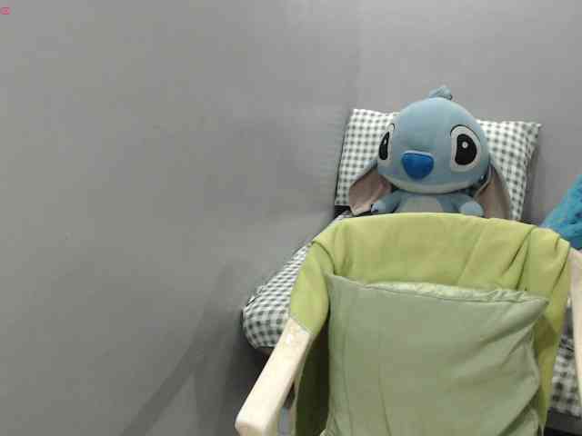 BubbleButtPinay webcam