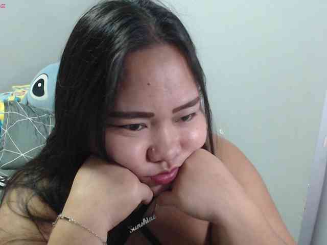 BubbleButtPinay webcam