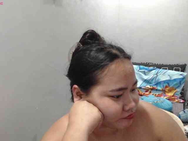 BubbleButtPinay webcam