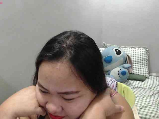 BubbleButtPinay webcam