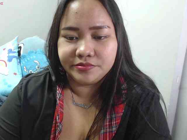 BubbleButtPinay webcam