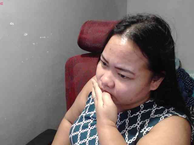 BubbleButtPinay webcam