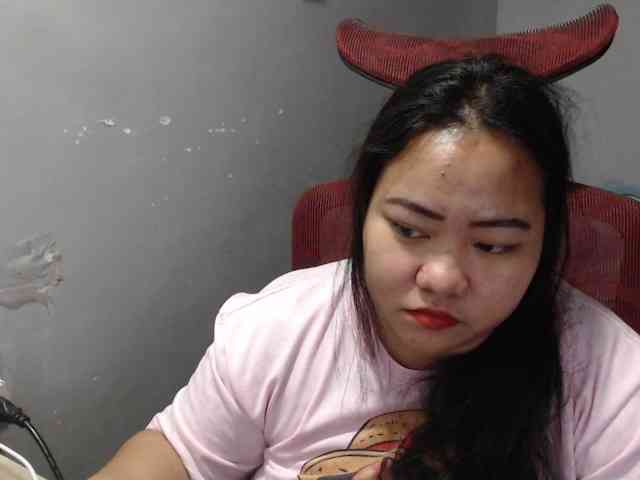 BubbleButtPinay webcam