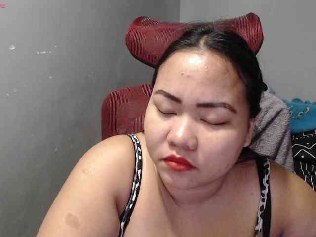 BubbleButtPinay webcam