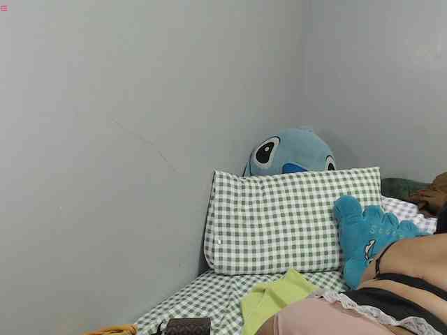 BubbleButtPinay webcam