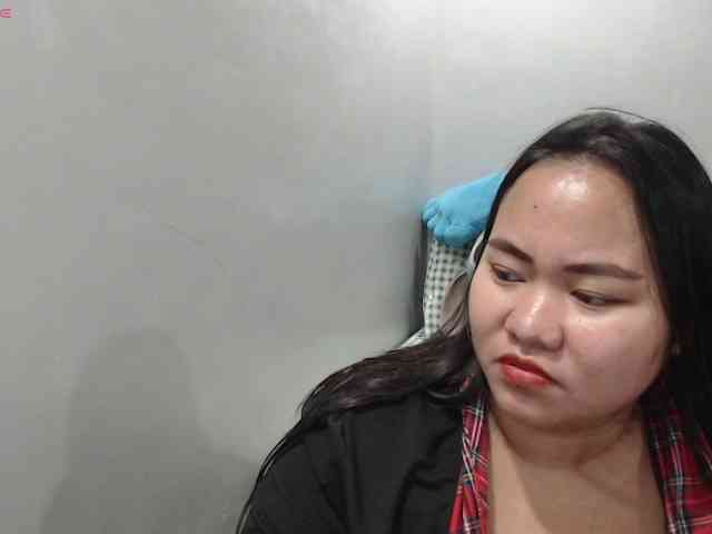 BubbleButtPinay webcam